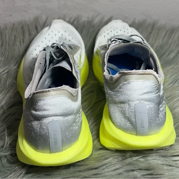 Brooks Unisex Hyperion Elite 2 Running Shoe WhiteSilverNightlife Sneakers Sz10.5 - Picture 7 of 11